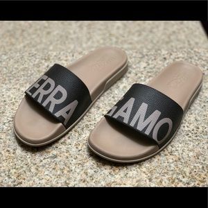 Ferragamo Slide Sandals size 13
